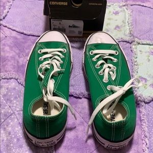 Converse - Amazon Green - Men’s 7 Ladies 9